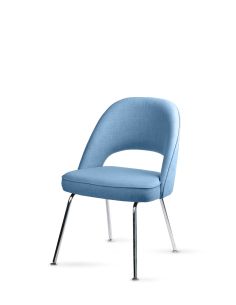 Silla Saarinen Celeste | Diseño moderno & estructura 4 patas – Quamo